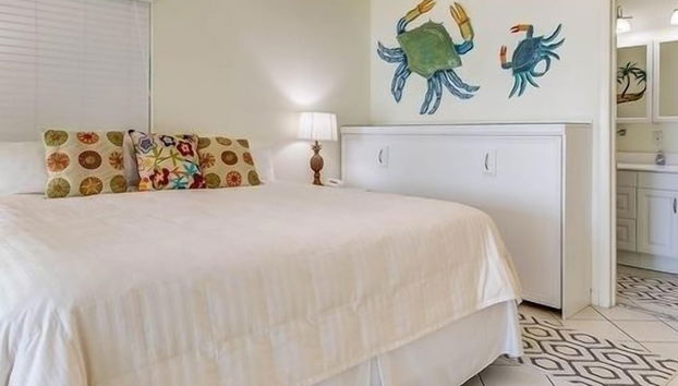 Complete Duplex On Gated Bayfront Property 4 Bedroom Apts by RedAwning - Foto 5, Habitación