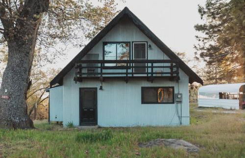 Spacious 4-bedroom cabin on secluded private land - Foto 21