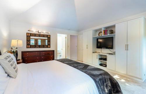 Spacious 3BR Redmond Home with Fireplace & BBQ - Foto 14