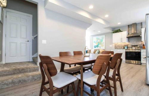 Lux finishes 4 bedroom DSM home Great location - Foto 3