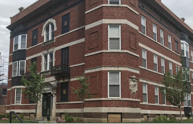 1BR WD Near BJ Hospital Forest Park Zoo - Photo 1