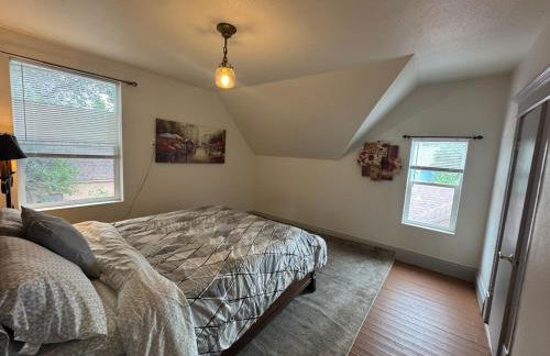 Downtown, 5-bed, 3-bath, 3-level - Foto 5