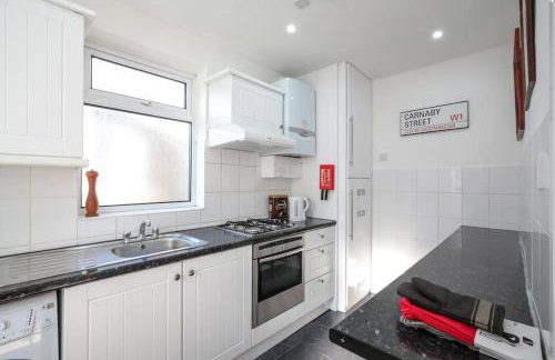 Large Modern Spacious House 6 Bedrooms 5 Bathrooms - Foto 7