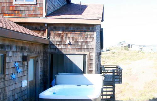 Northern Lights! Hot Tub!! Game Room!! Expansive and Spacious!! - Foto 11