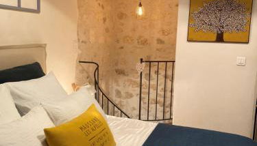 LA PETITE MAISON DE MAUSSANE *** - Foto 5