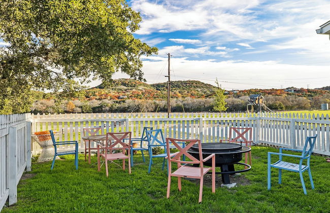 Kingsby Cottage - 1BR & Mountain Views - Photo 23