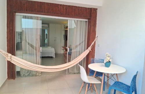 FLAT ENCANTADOR A UM PASSO DA PRAIA - Foto 46