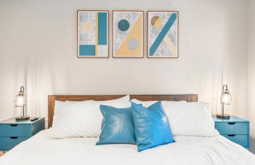 SoCo Chic Apartment Suites Close to Downtown - Foto 36