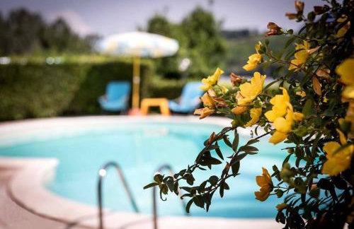 Villa Il Rustichino, country Villa with Pool - Foto 4