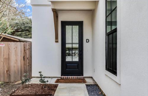 Brand New Designer Townhome in the Middle of Town - Foto 31