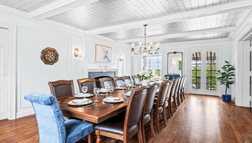 Cranberry Hill | 9 BR 22 Acre Estate | Sleeps 24 - Foto 3