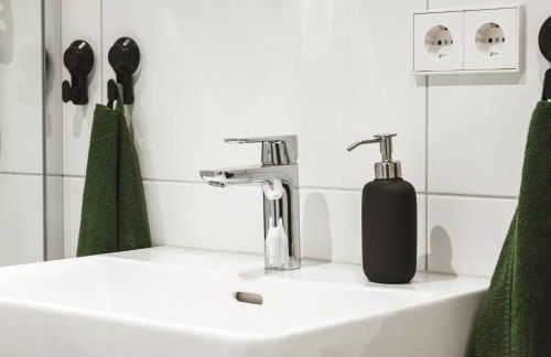 1BR 2Beds - kleiner privater Innenhof- Barrierefrei! -frisch saniert - Mozart EINS - Foto 11