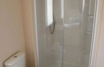 Rowan Lodge with Hot Tub - Foto 18