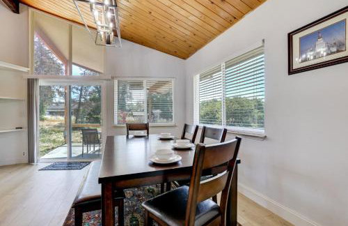 4 Mi to Folsom Lake Modern Home with Patio! - Foto 7