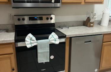 Villa Eman 5bed 4bath with Private pool& Hot Tub close 2 Disney & Legoland - Foto 23