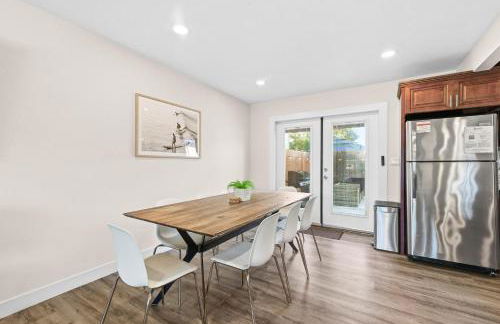 Dog Friendly Home Near the Beach with Grill, Fire Pit, Enclosed Backyard - Foto 56