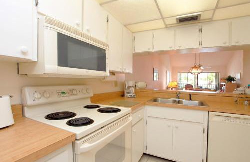 Lagoon front 2BR condo overlooking the golf course - Foto 13