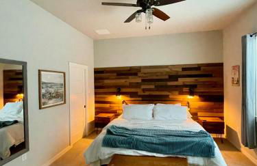 Secluded Hill Country Getaway with Spa and Sauna - Foto 8