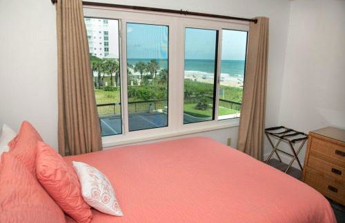 1860 SqFt-Oceanfront Oasis - Foto 23