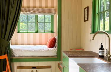 The Beacon - Photo 9