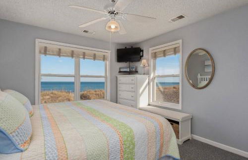 OBX 4BR Oceanfront Cottage - Foto 25