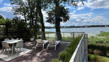 InTheMiddlePerfectView - Foto 1