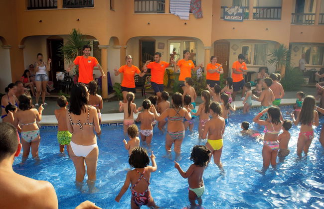 Apartamentos Turísticos Jardines del Plaza - Foto 19