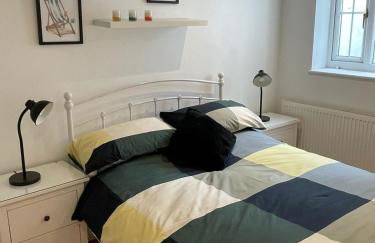 2 Bedroom Basement Apartment in Georgian Townhouse - Photo 14