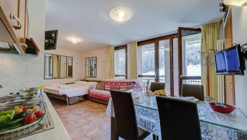 La Marmotta Campo Smith on the Ski Slopes - Happy Rentals - Foto 2