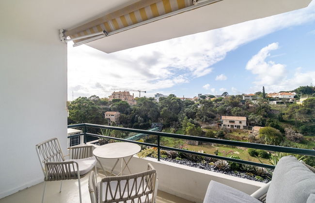 Stylish Sunny Penthouse Near Cascais Center & Greenspace - Photo 31