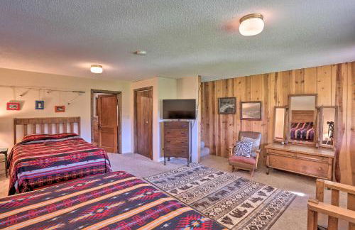Creekside Rapid City Cabin with Deck on 30 Acres! - Foto 12