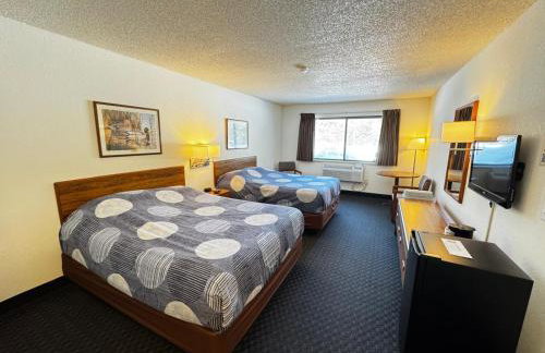 Boulder Junction Motor Lodge - Photo 7