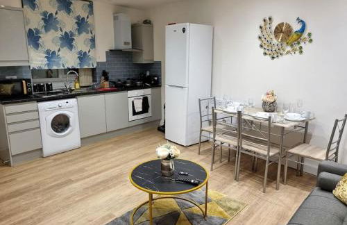 16A Ground floor setup for your most amazing relaxed stay Free Parking Free Fast WiFi - Foto 20