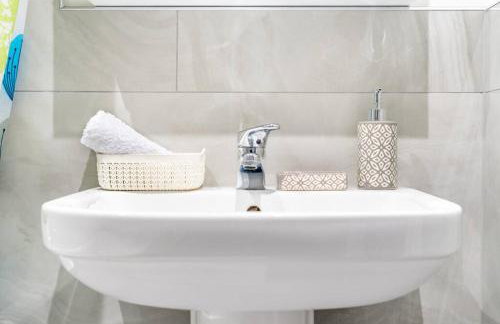 Dunstan House Luxury Holiday Home with free parking - Foto 12