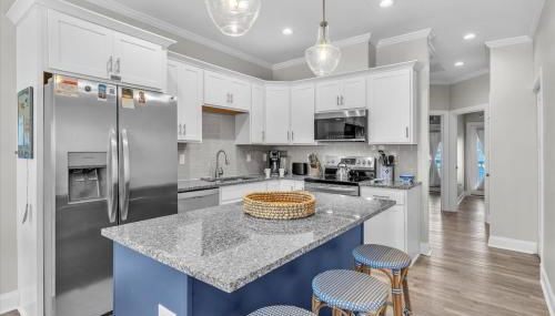 In a Minute - Photo 5