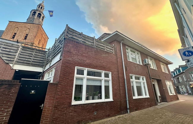 Apartment in the Fortified With Private Garden - Photo 60