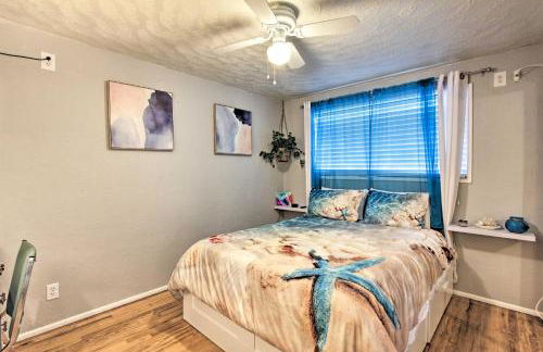 Hot Tub and Theater Room Tropical Springfield Home - Foto 15