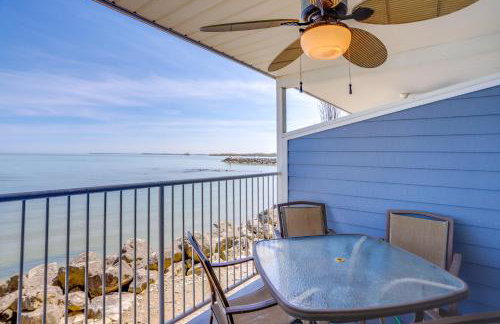 Waterfront Middle Bass Condo with Pool Access! - Foto 1