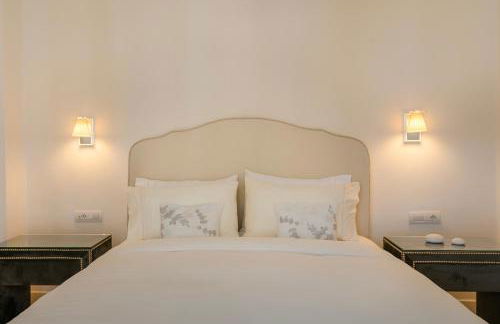 Etoile Luxury Suites - Photo 22