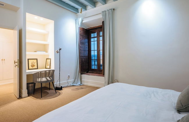 Luxurious Apartment with Patio and Pool - Foto 1