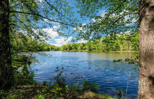 Peaceful & Spacious Modern Home - Lake Views! - Foto 31