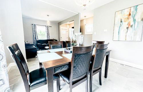 2 Homes, 1 Stay-7BR Niagara Falls Compound - Foto 27