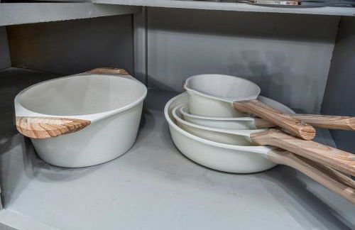 Heritage Haus - Luxe 2BR w Deck, Pets OK, Wi-fi, Near Marietta Sq - Foto 18