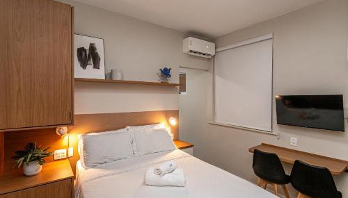 Studio Moderno e aconchegante a 100m do metrô, 700m da Praia e do Aterro do Flamengo, conforto e tranquilidade no coração do Rio! - Foto 3, towels, wardrobe