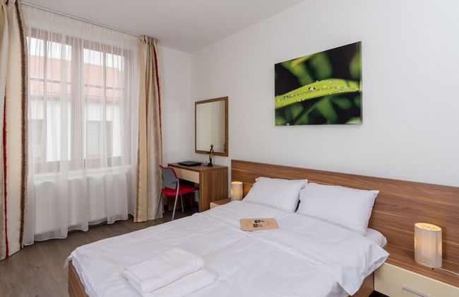 Casa Nicolae Luxury Suites - Photo 18