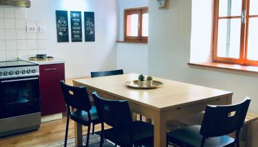 SeaYou!***Charming 1-bedroom rental unit in the old city center of Cres - Foto 3
