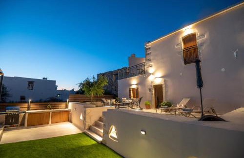 Pavlina Villa , a hidden gem with heated pool and ping pong! - Photo 63