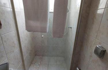 Imóvel inteiro aconchegante, perto de tudo! - Foto 7