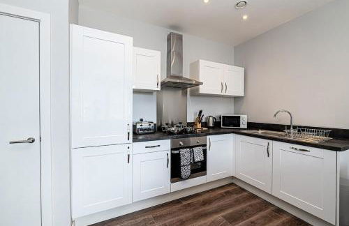 #94 Lux Crosby Gardens Apartment - 10 mins to Crosby Beach - Sleeps 4 - " Perfect for Business travelers and Small Families - Free Parking" - Foto 31