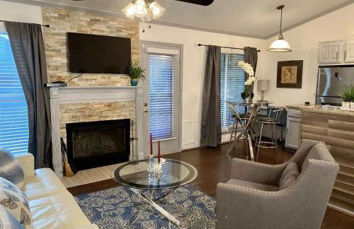 1BD condo DFW South I10 - Foto 1